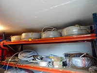 Partij divers toebehoren elektriciteit - afbeelding 1 van  4