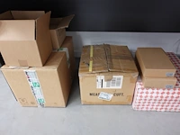 Partij divers toebehoren laadpaalproductie - afbeelding 4 van  22