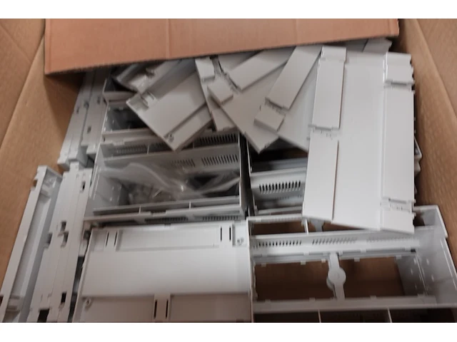 Partij divers toebehoren laadpaalproductie - afbeelding 11 van  22