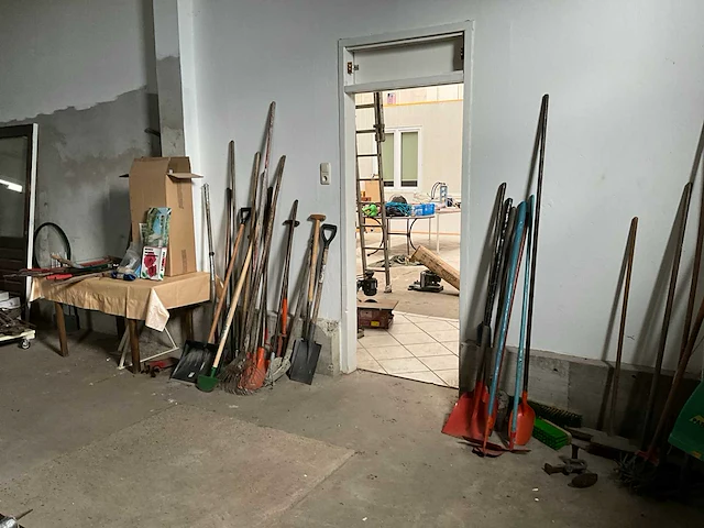 Partij divers tuingereedschap - afbeelding 1 van  13