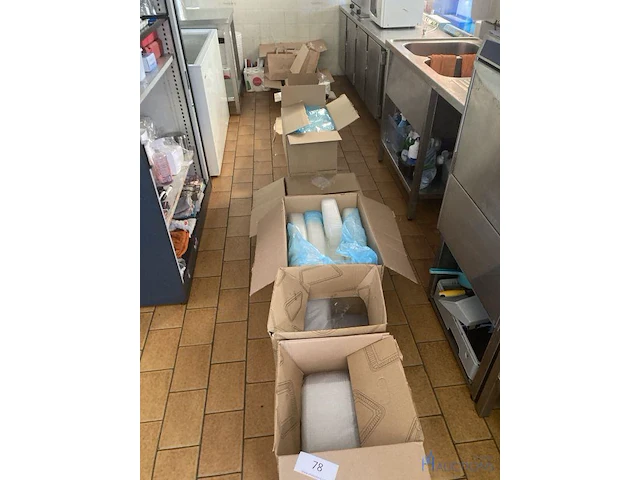 Partij divers verpakkingsmateriaal - afbeelding 1 van  12