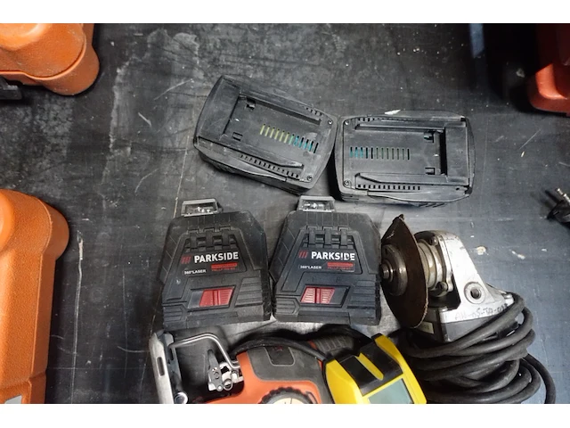 Partij divers werkmateriaal - afbeelding 2 van  3