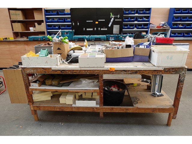 Partij divers werkmateriaal - afbeelding 1 van  15