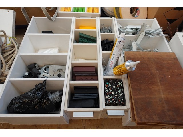 Partij divers werkmateriaal - afbeelding 12 van  15