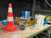 Partij divers - afbeelding 1 van  5