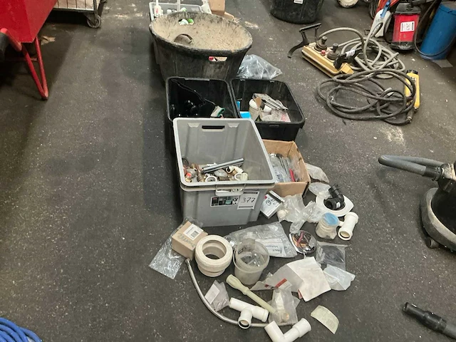 Partij divers - afbeelding 1 van  6