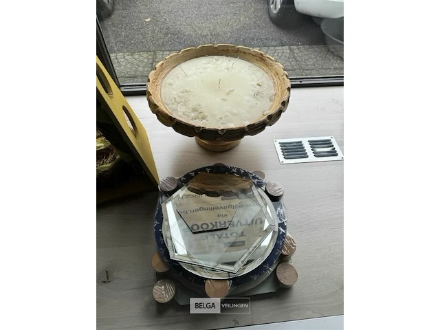 Partij diverse - krantenrek, kaars, fotokaders,.. - afbeelding 3 van  6