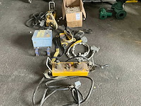 Partij diverse afstandsbedieningen - afbeelding 1 van  5