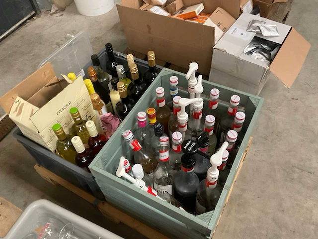 Partij diverse alcoholische dranken - afbeelding 5 van  5