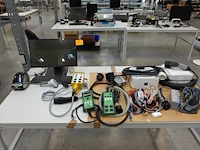 Partij diverse apparatuur - afbeelding 1 van  9