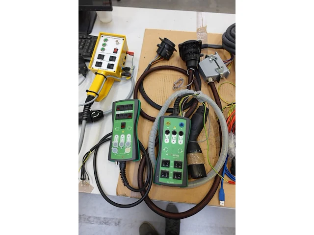 Partij diverse apparatuur - afbeelding 5 van  9