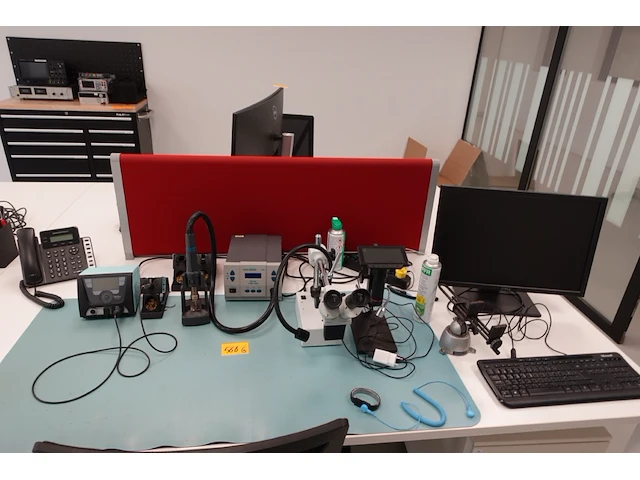 Partij diverse apparatuur - afbeelding 1 van  4