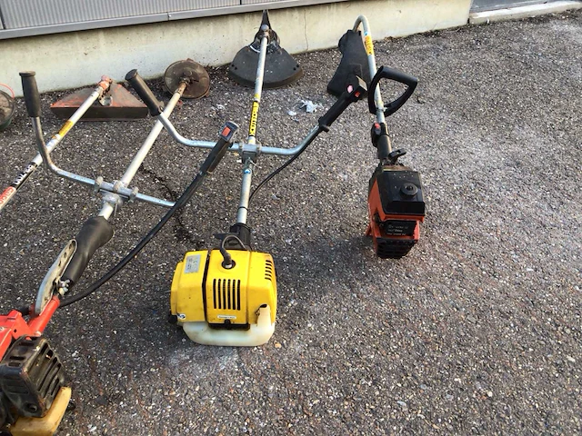 Partij diverse benzine bosmaaiers (6x) - afbeelding 7 van  9