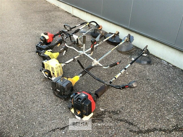 Partij diverse benzine bosmaaiers - afbeelding 1 van  6