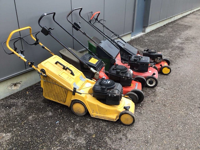 Partij diverse benzine grasmaaiers (4x) - afbeelding 2 van  6