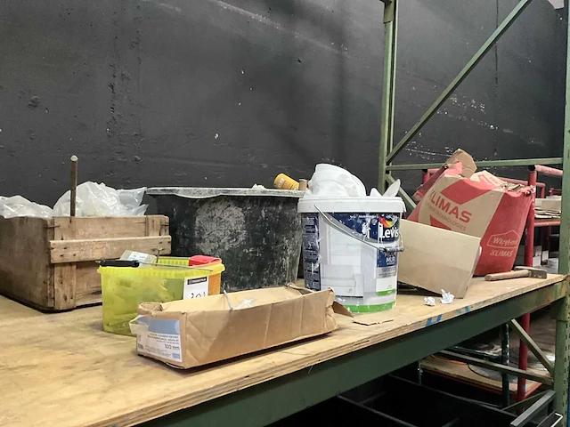 Partij diverse bouw- en bevestigingsmateriaal - afbeelding 1 van  7