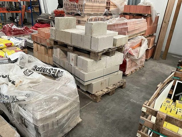 Partij diverse bouwmaterialen - afbeelding 1 van  3