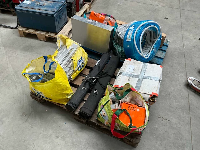 Partij diverse bouwmaterialen - afbeelding 4 van  11
