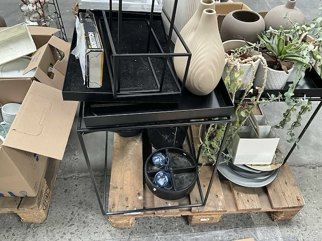 Partij diverse decoratie en servies - afbeelding 14 van  20