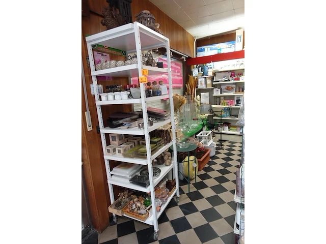 Partij diverse decoratie - afbeelding 1 van  13