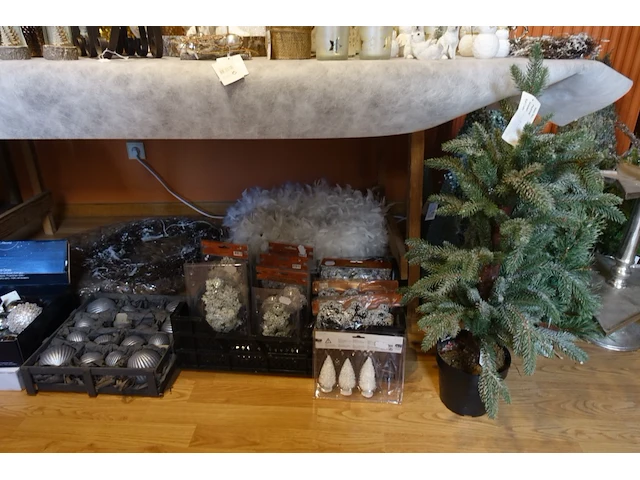 Partij diverse decoratie - afbeelding 4 van  9