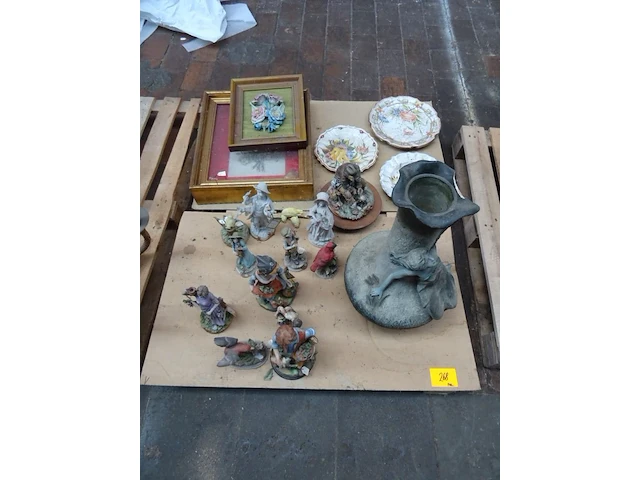 Partij diverse decoratie - afbeelding 1 van  6