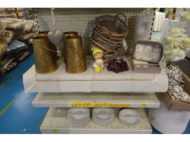 Partij diverse decoratie - afbeelding 2 van  4