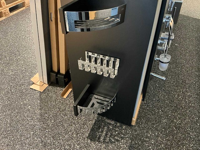 Partij diverse douche- en badkamergarnituren (70x) - afbeelding 6 van  21