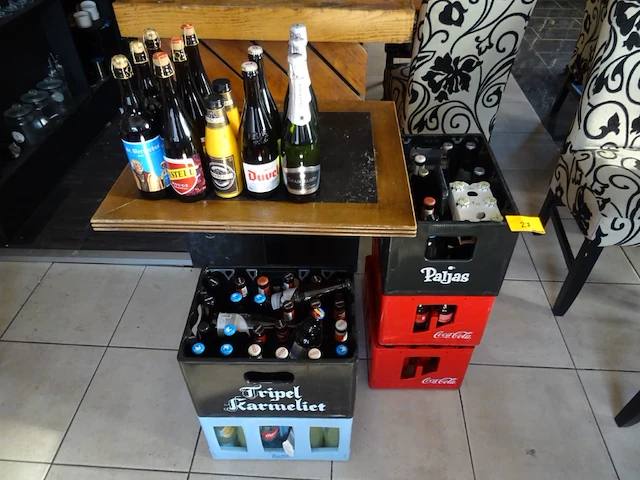 Partij diverse dranken - afbeelding 1 van  16