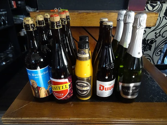 Partij diverse dranken - afbeelding 2 van  16
