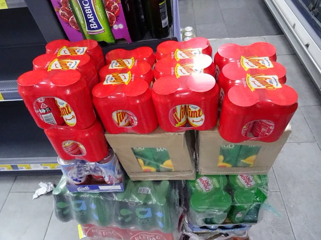 Partij diverse dranken - afbeelding 14 van  49