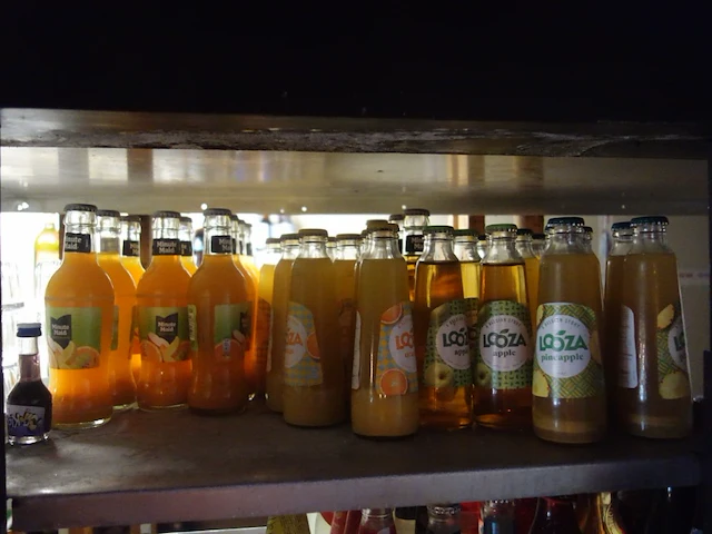 Partij diverse dranken/leeggoed - afbeelding 3 van  12