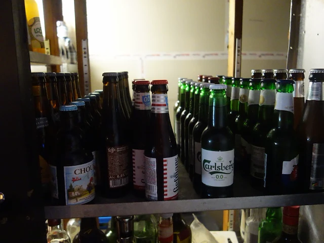 Partij diverse dranken/leeggoed - afbeelding 4 van  12