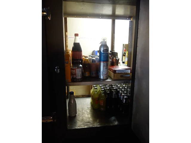 Partij diverse dranken/leeggoed - afbeelding 12 van  12