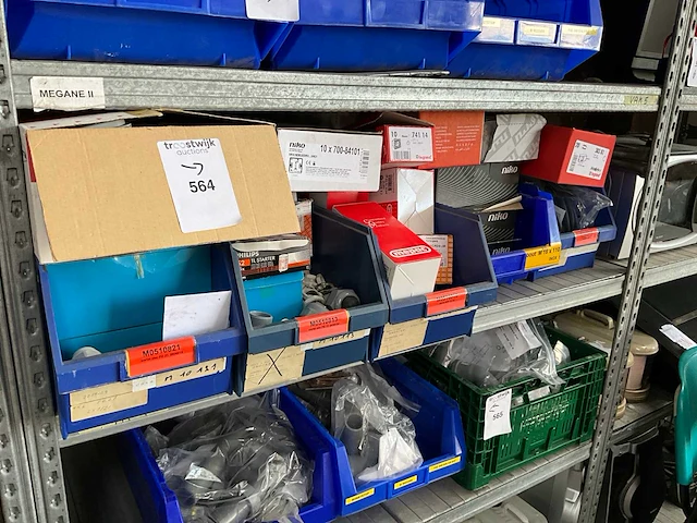 Partij diverse electriciteit componenten - afbeelding 1 van  11
