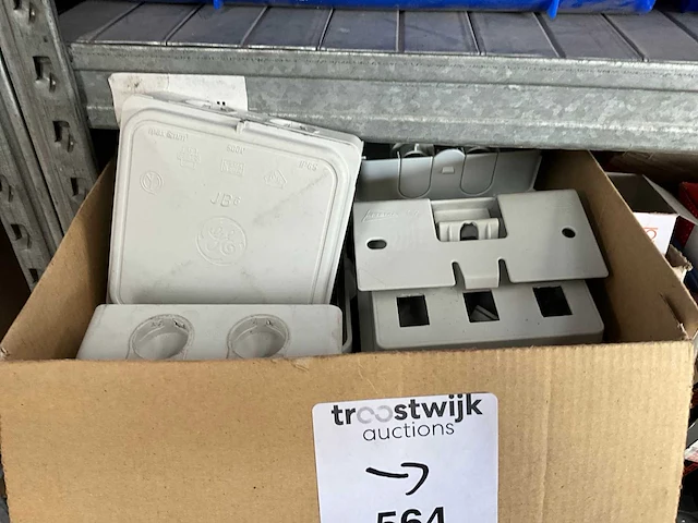 Partij diverse electriciteit componenten - afbeelding 5 van  11