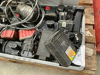 Partij diverse gereedschap accu’s - afbeelding 3 van  4