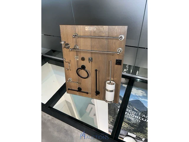 Partij diverse hangaccessoires - afbeelding 1 van  1