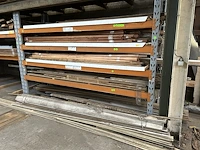 Partij diverse hout (inhoud rek) - afbeelding 1 van  8