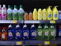 Partij diverse huishoudproducten en verzorgingsproducten - afbeelding 20 van  20