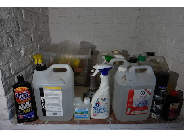 Partij diverse huis/tuin-producten - afbeelding 2 van  5