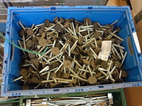 Partij diverse ijzerwaren - afbeelding 4 van  20