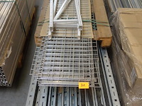 Partij diverse ijzerwaren - afbeelding 1 van  9