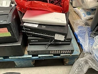 Partij diverse it-materialen, kabels en toebehoren - afbeelding 9 van  14