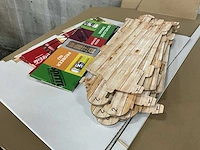 Partij diverse kartonnen displays en verpakkingen - afbeelding 4 van  20