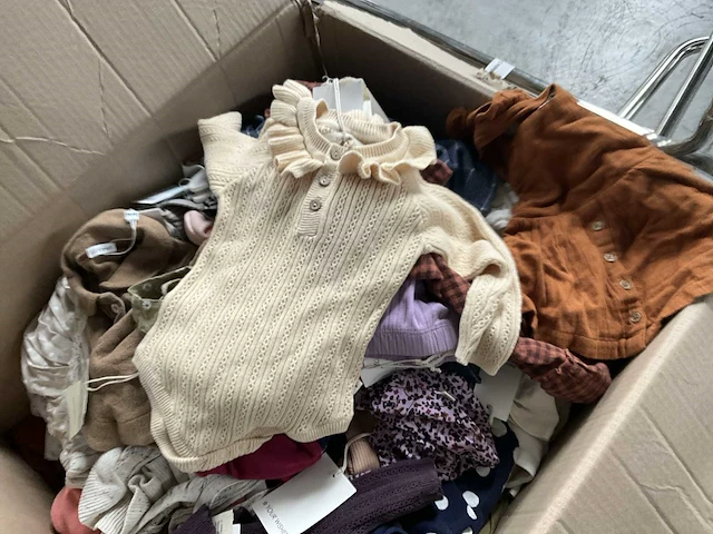 Partij diverse kinderkleding wo vnl. baby’s - afbeelding 6 van  10