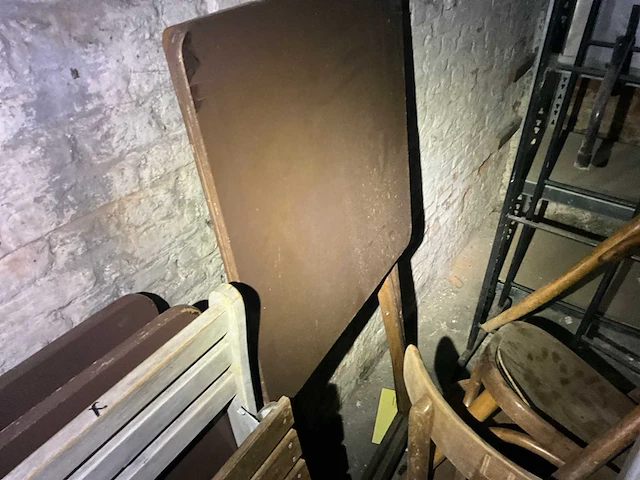 Partij diverse klaptafels en klapstoelen - afbeelding 8 van  12