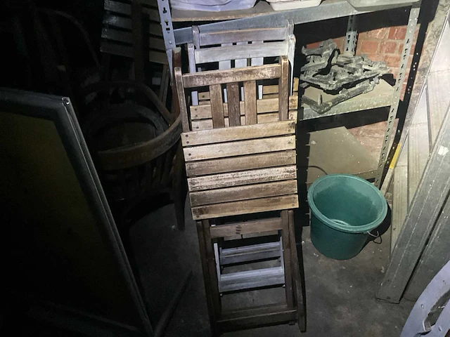 Partij diverse klaptafels en klapstoelen - afbeelding 10 van  12