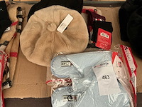 Partij diverse kleding. - afbeelding 1 van  1