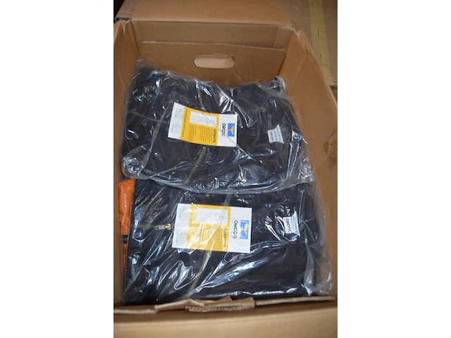 Partij diverse kleding - afbeelding 18 van  19